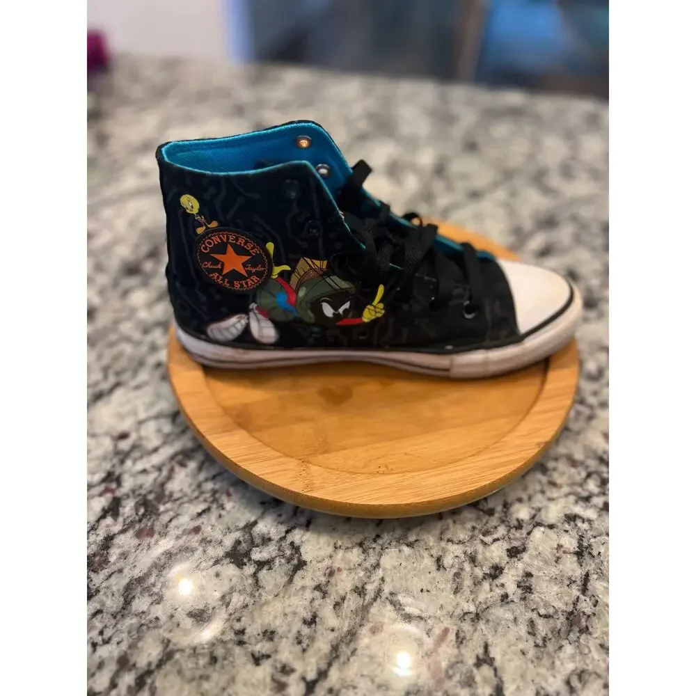 Converse high top sneakers space jam size youth 3